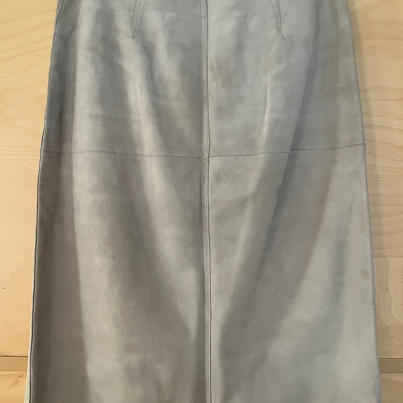 Rag and Bone Mid-length Suede Skirt w/ White Front Zipper - Size 4 - Picture 8 of 11
